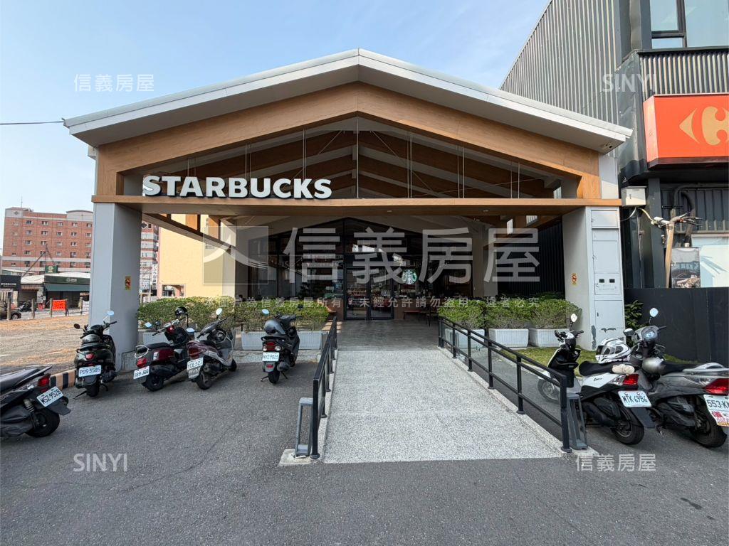 文藻學區精裝大樓含車位房屋室內格局與周邊環境