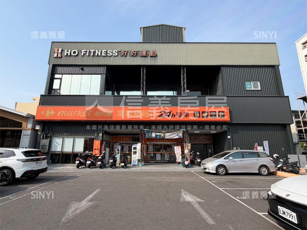 文藻學區精裝大樓含車位房屋室內格局與周邊環境