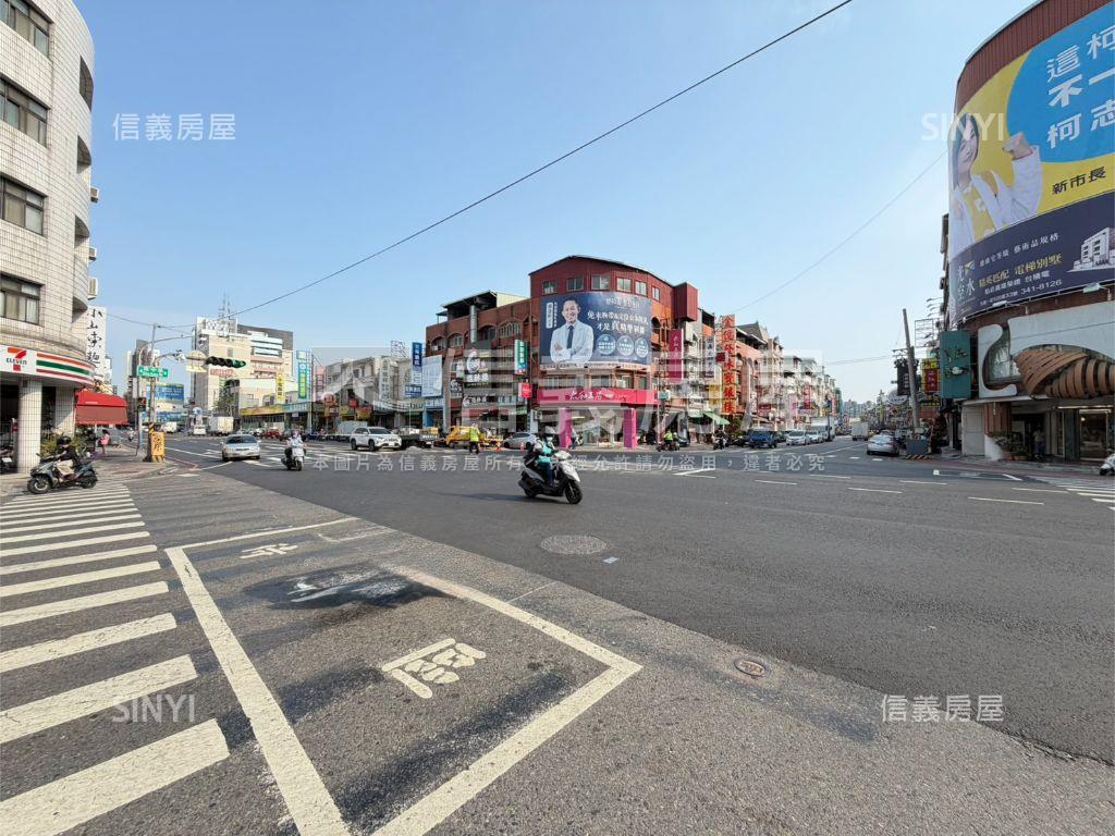 文藻學區精裝大樓含車位房屋室內格局與周邊環境