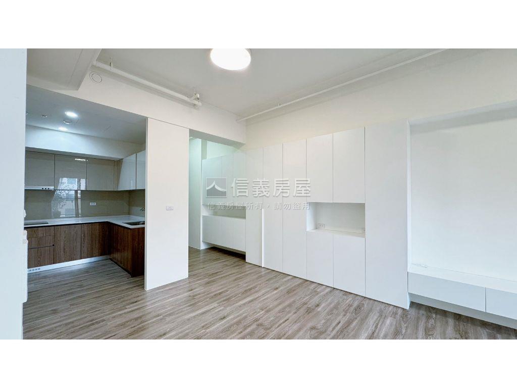 順天景美朝南樹梢四房平車房屋室內格局與周邊環境