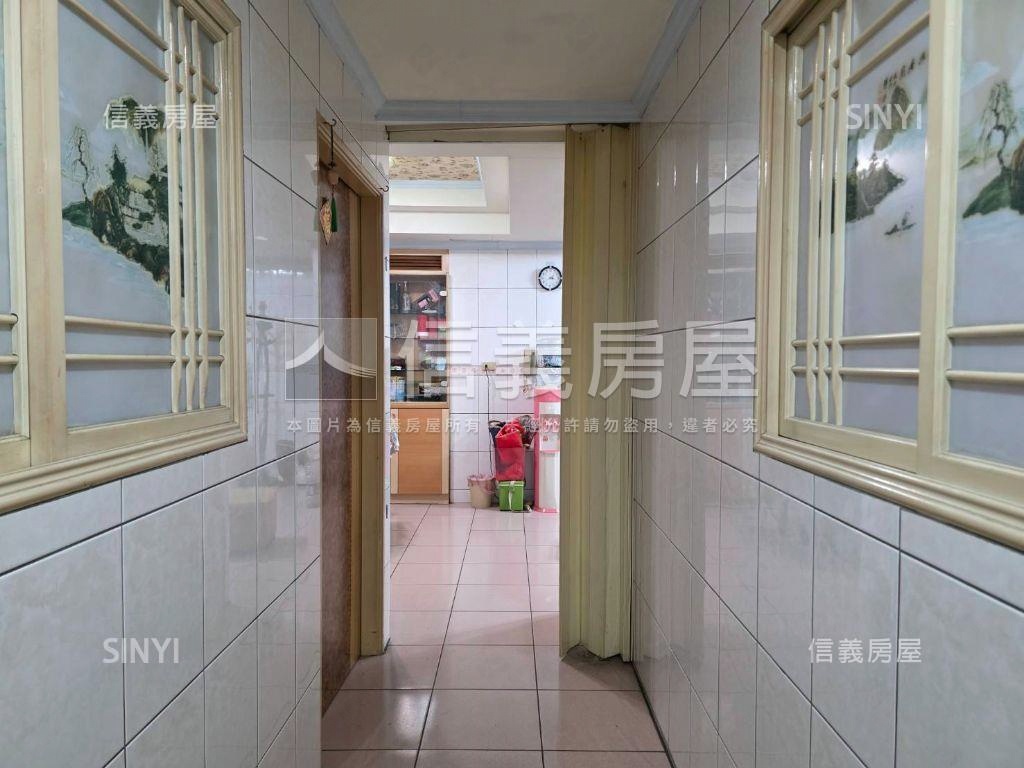 力行公寓美二樓房屋室內格局與周邊環境