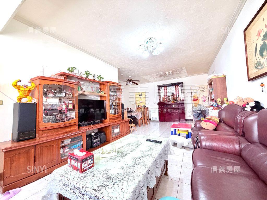 麗山學區稀有釋出大三房房屋室內格局與周邊環境