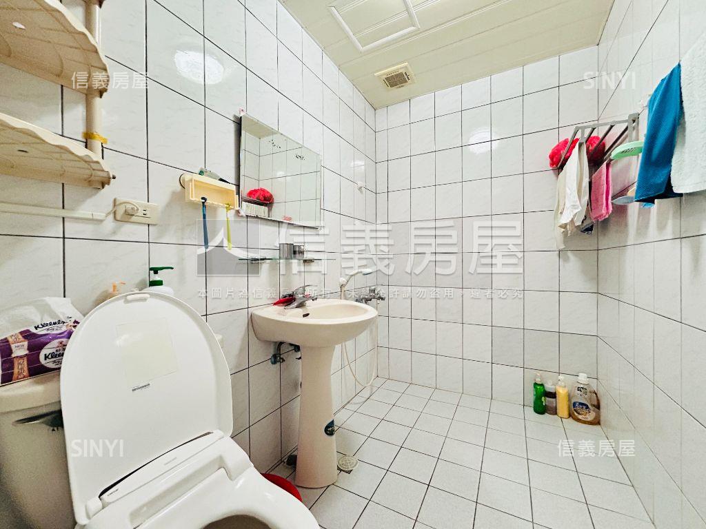 麗山學區稀有釋出大三房房屋室內格局與周邊環境