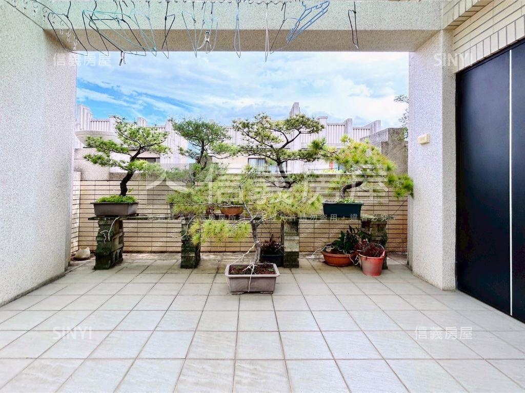 獨棟近７４後院大面寬別墅房屋室內格局與周邊環境