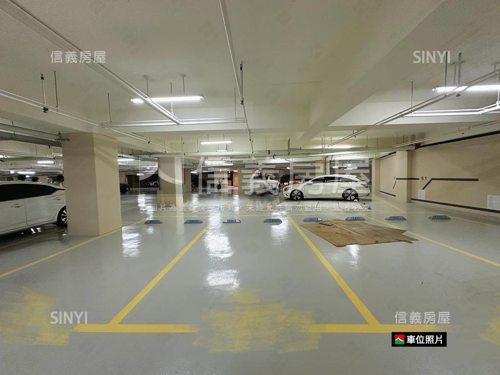 銳揚巴洛克美兩房兩衛平車房屋室內格局與周邊環境