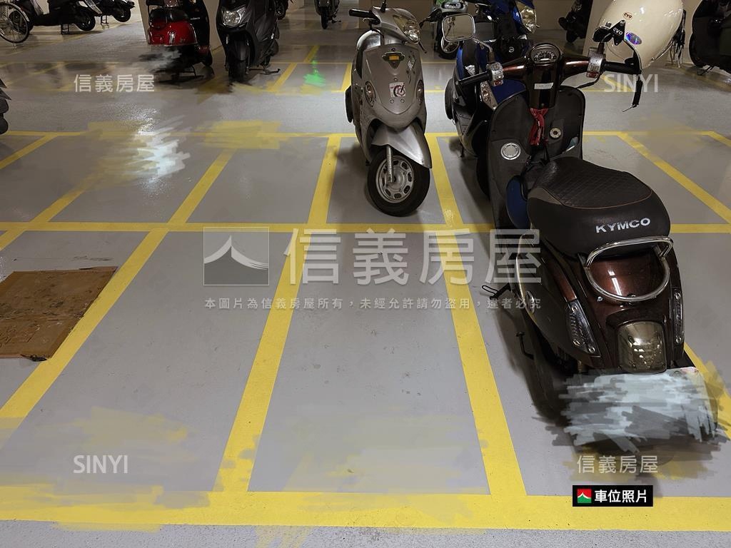 銳揚巴洛克美兩房兩衛平車房屋室內格局與周邊環境
