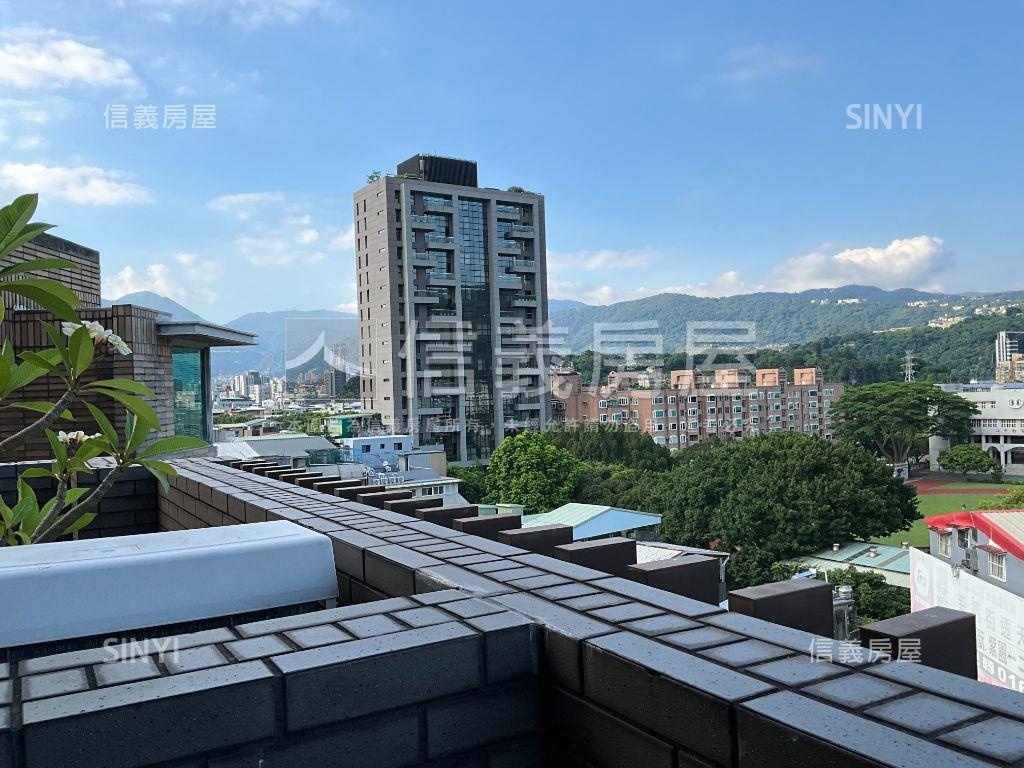 精緻歐風典雅景觀露臺房屋室內格局與周邊環境