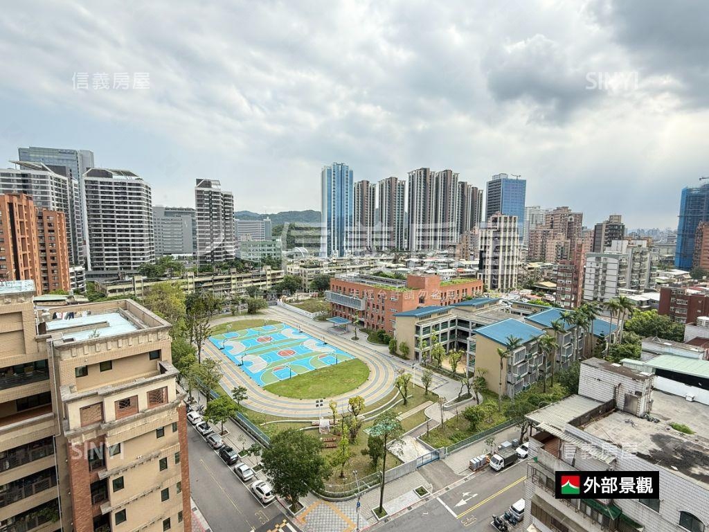 推薦㊣世紀廣場景觀戶房屋室內格局與周邊環境