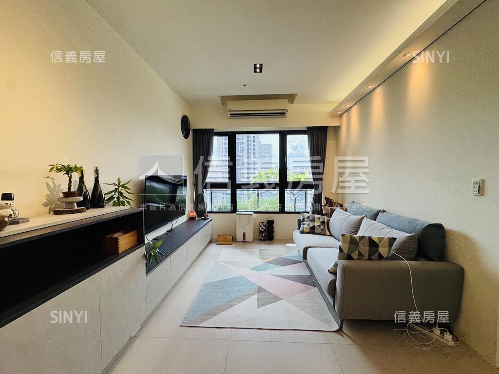 觀市政視野美裝潢房屋室內格局與周邊環境