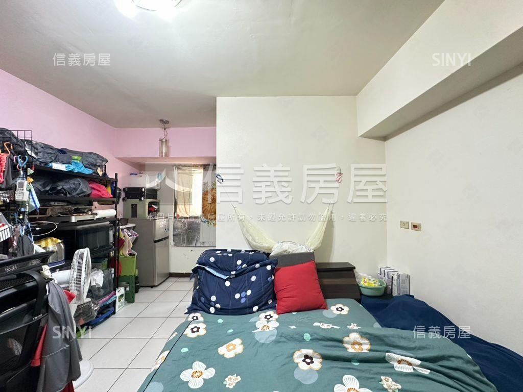 近綠園道美套房房屋室內格局與周邊環境