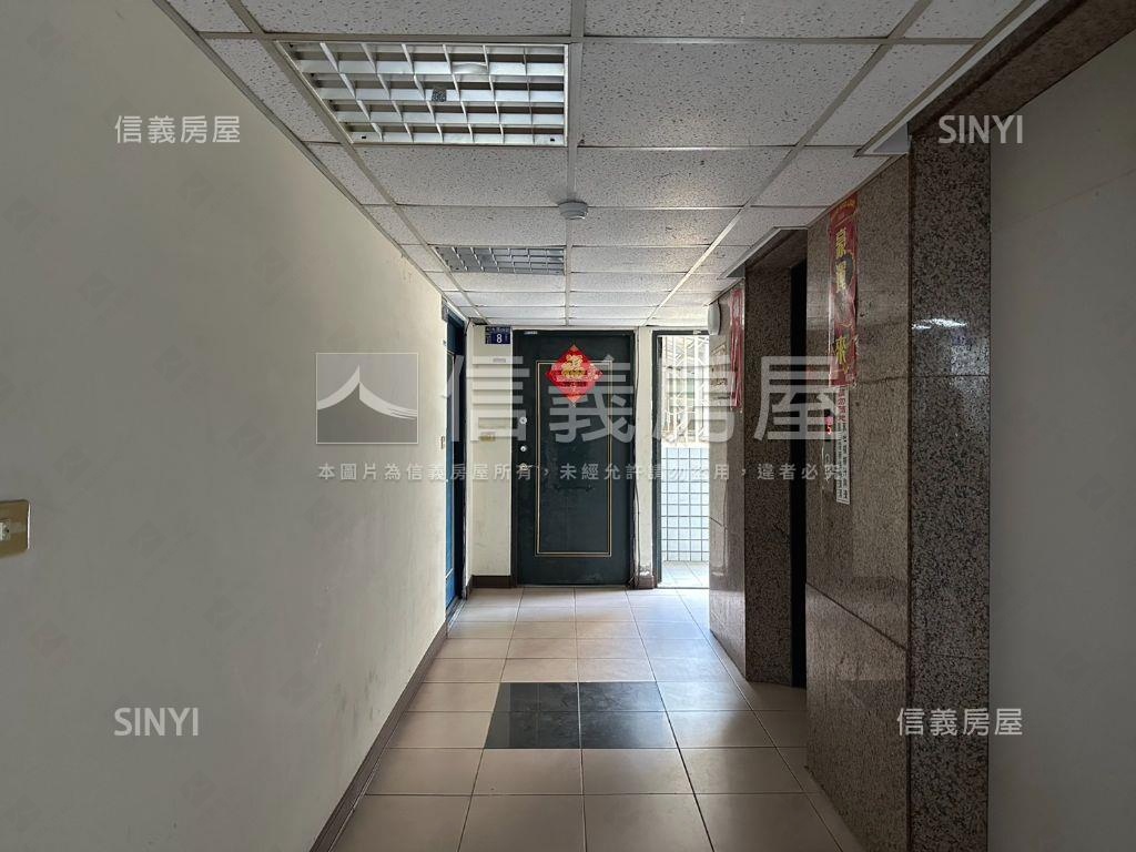 近綠園道美套房房屋室內格局與周邊環境