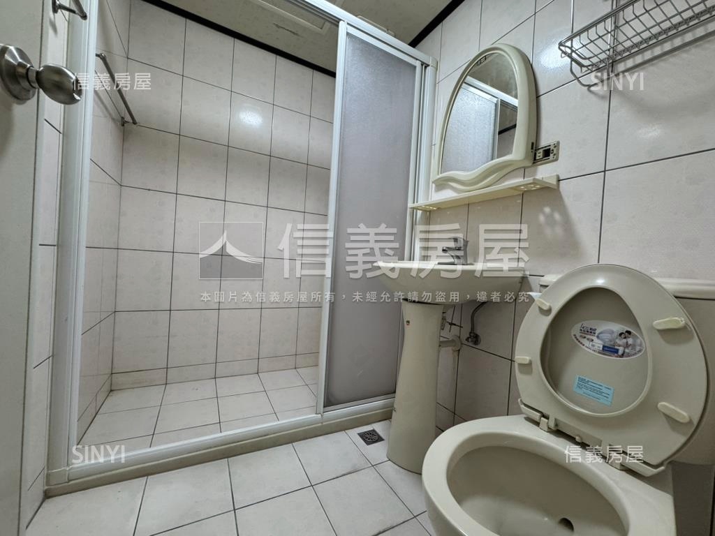 台中陽光三房一室屋況佳房屋室內格局與周邊環境