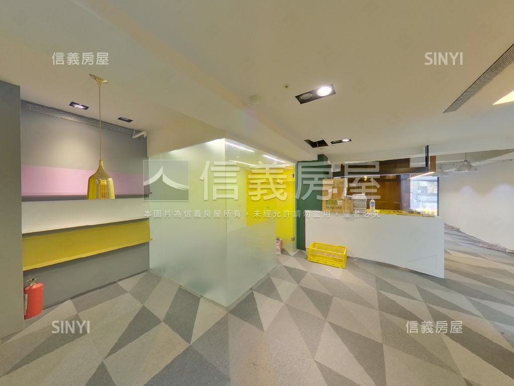 中山晶華面寬可掛招牌店辦房屋室內格局與周邊環境