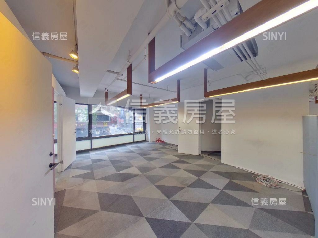 中山晶華面寬可掛招牌店辦房屋室內格局與周邊環境