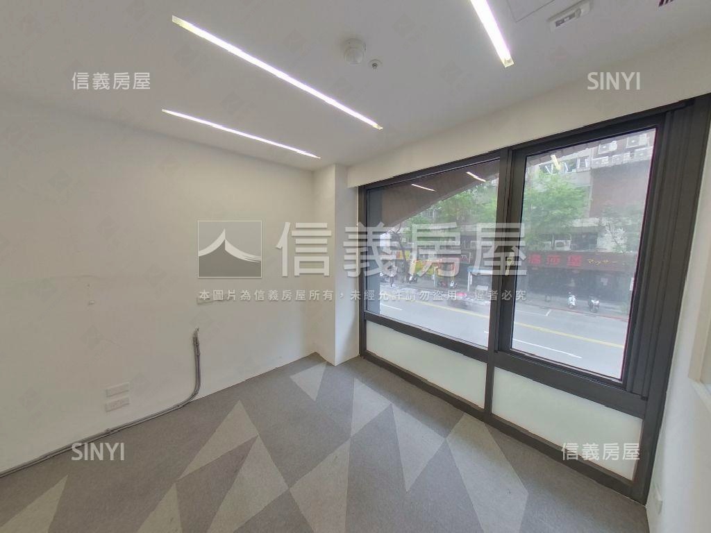 中山晶華面寬可掛招牌店辦房屋室內格局與周邊環境
