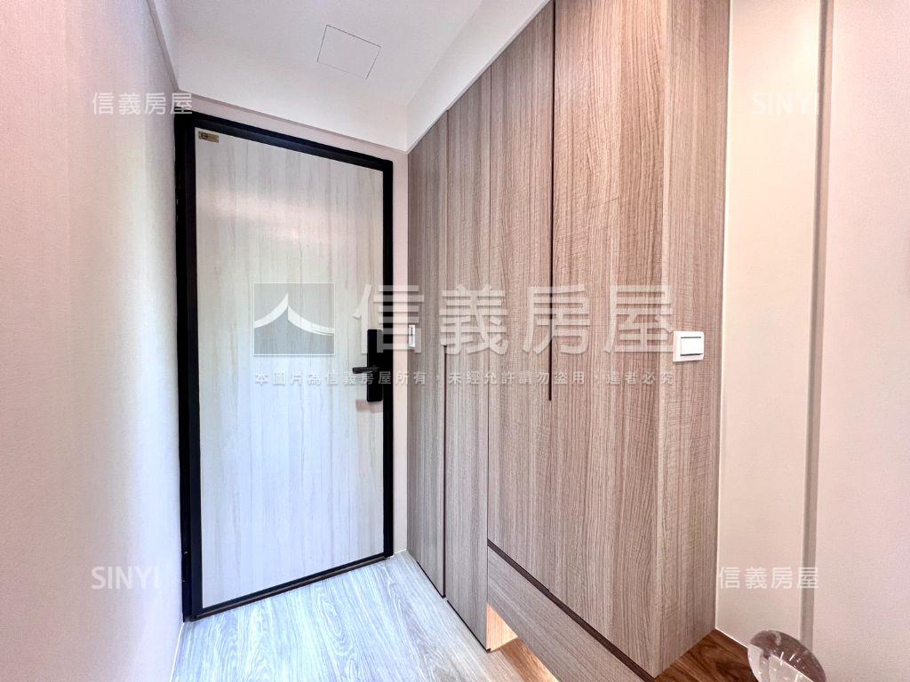 天空之邑三房車位美屋房屋室內格局與周邊環境