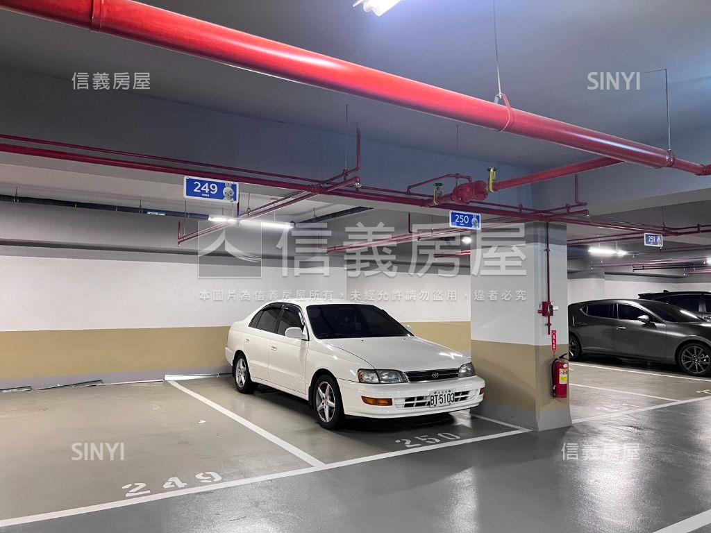天空之邑三房車位美屋房屋室內格局與周邊環境