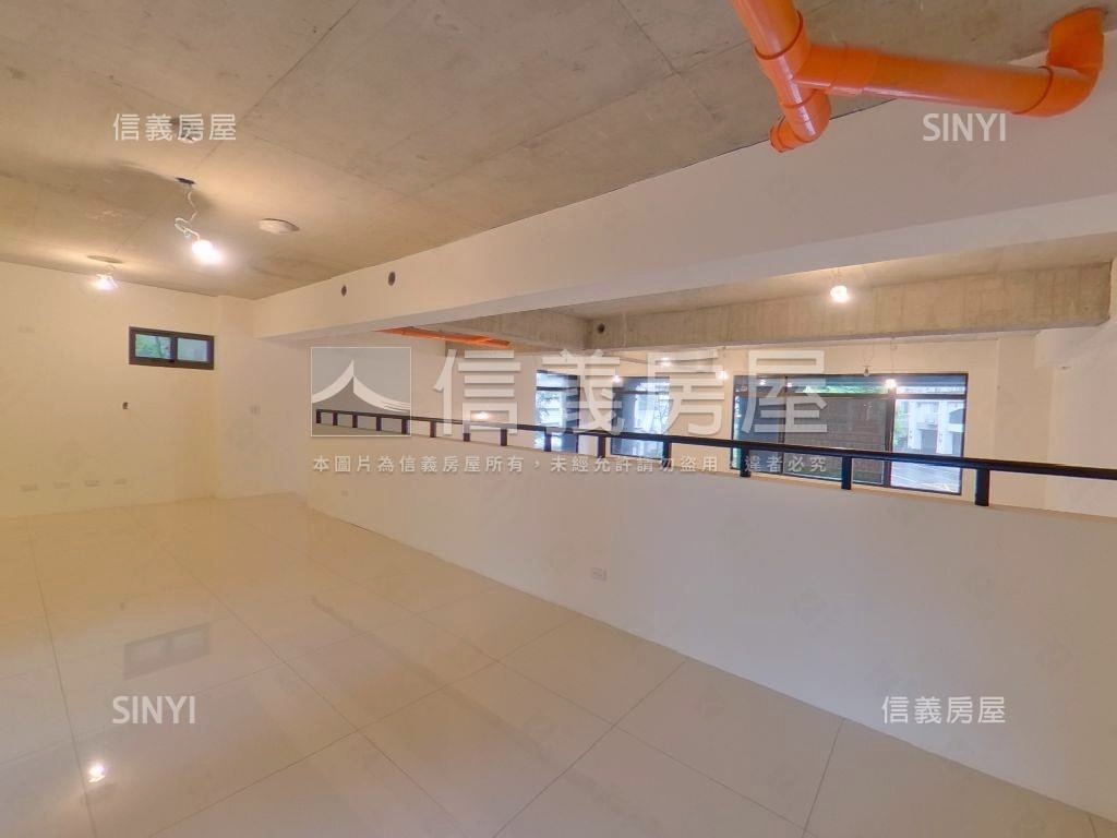 專任未來Ｇ１２大面寬店面房屋室內格局與周邊環境