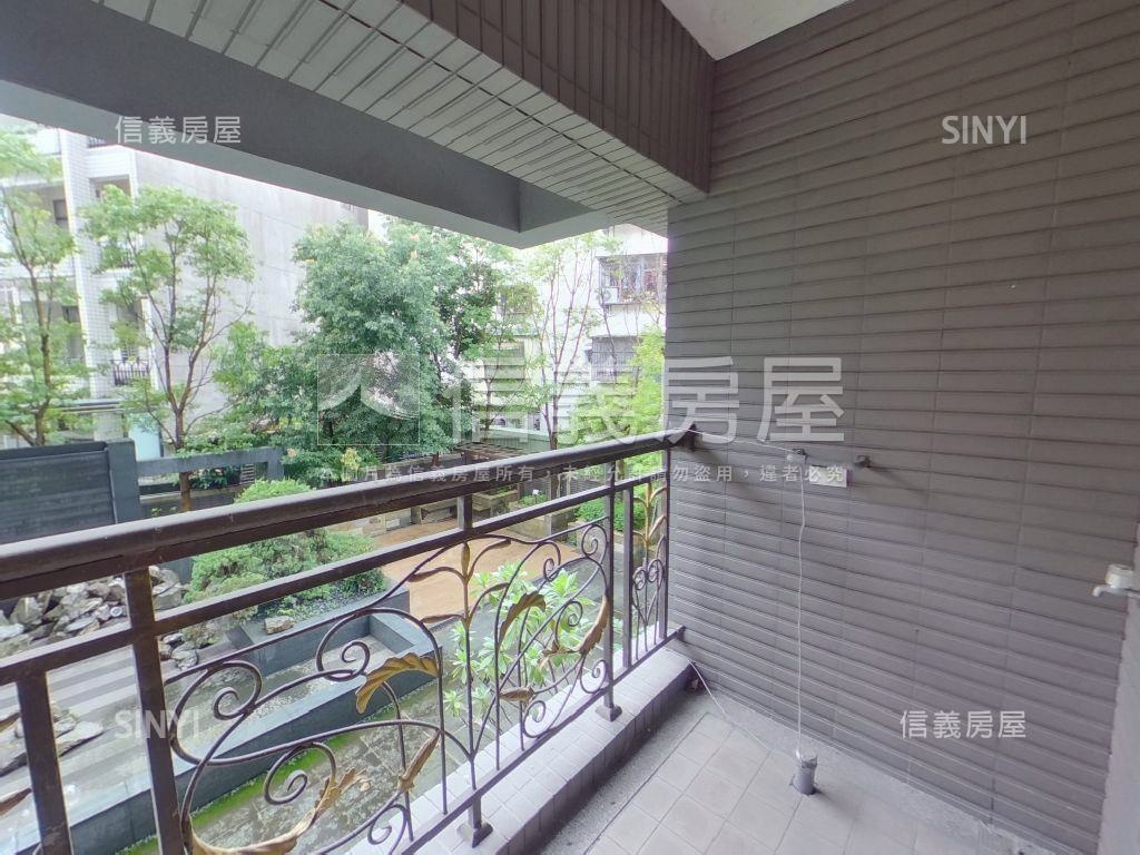 專任未來Ｇ１２大面寬店面房屋室內格局與周邊環境