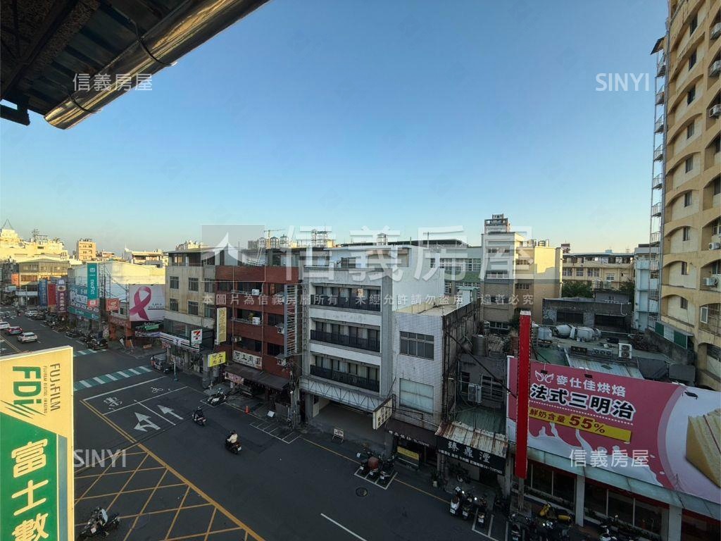 正三民路前後臨路透店房屋室內格局與周邊環境