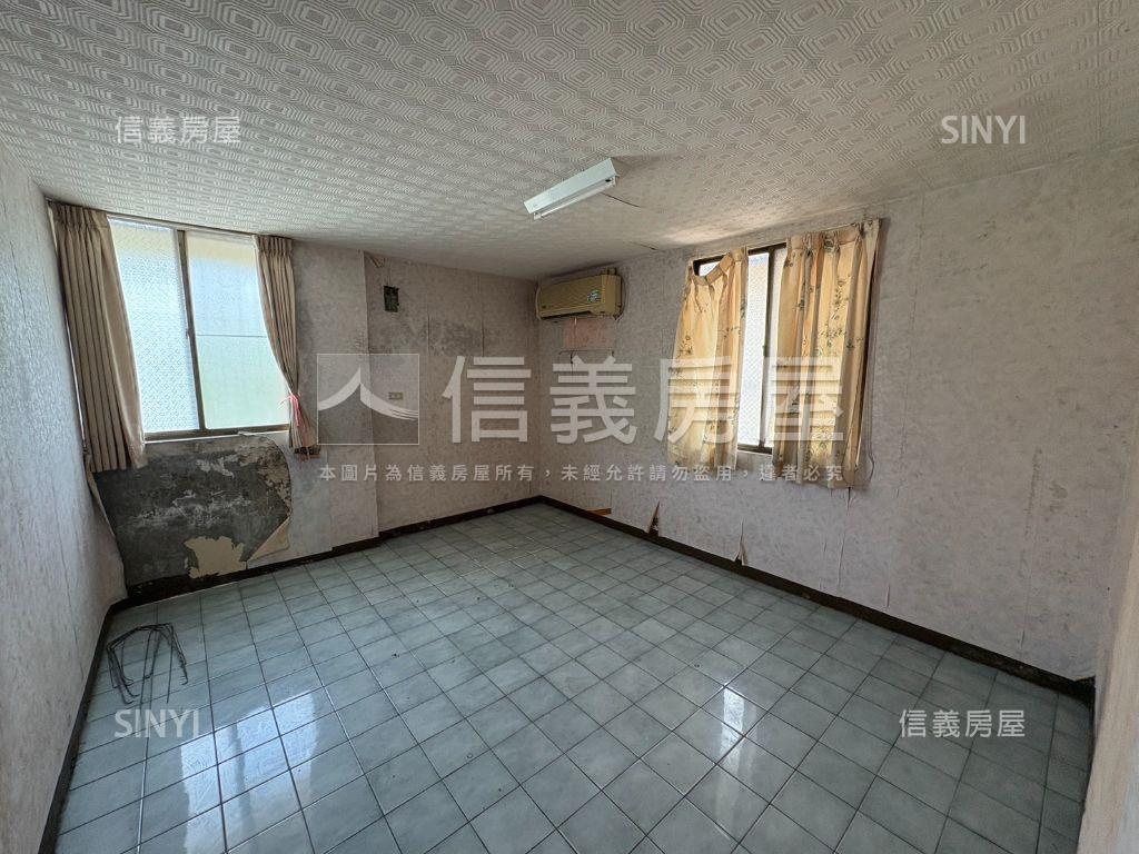 近利南市場低總價三樓公寓房屋室內格局與周邊環境