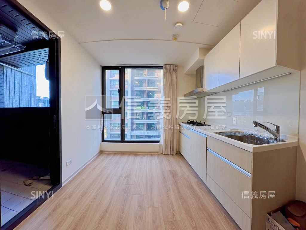 鴻承寫森溫馨兩房車位房屋室內格局與周邊環境