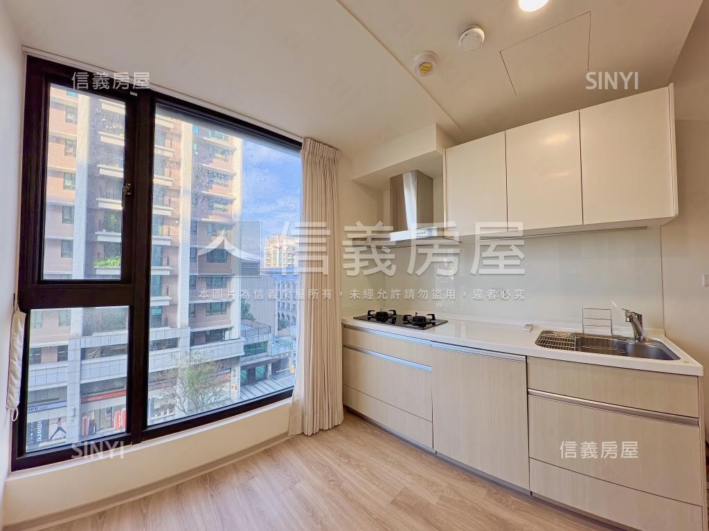 鴻承寫森溫馨兩房車位房屋室內格局與周邊環境