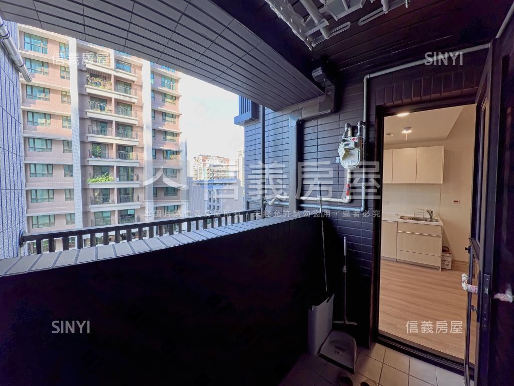 鴻承寫森溫馨兩房車位房屋室內格局與周邊環境