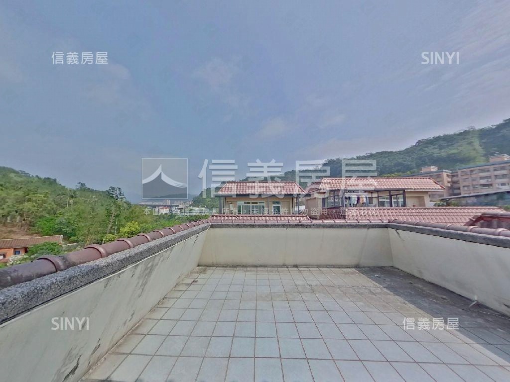 近汐科稀有透天Ｂ房屋室內格局與周邊環境