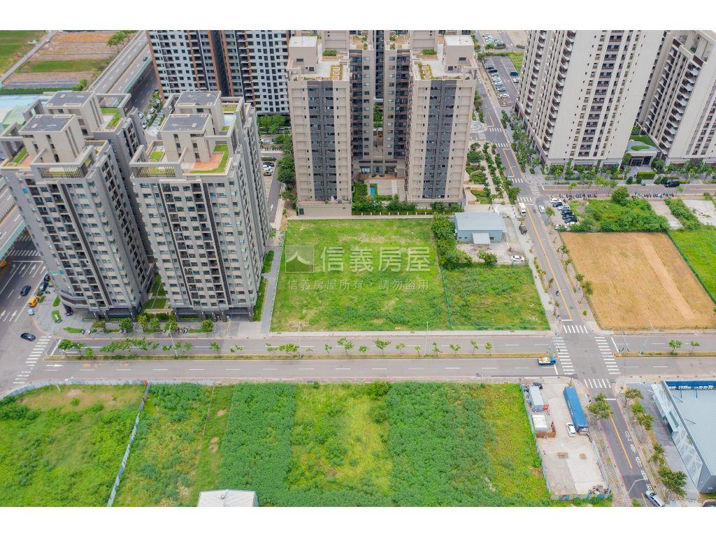台中港特定區市鎮北段住四房屋室內格局與周邊環境