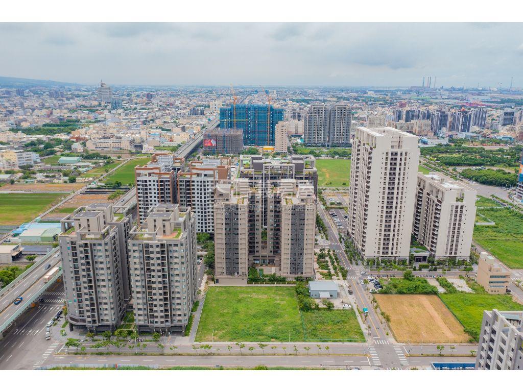 台中港特定區市鎮北段住四房屋室內格局與周邊環境
