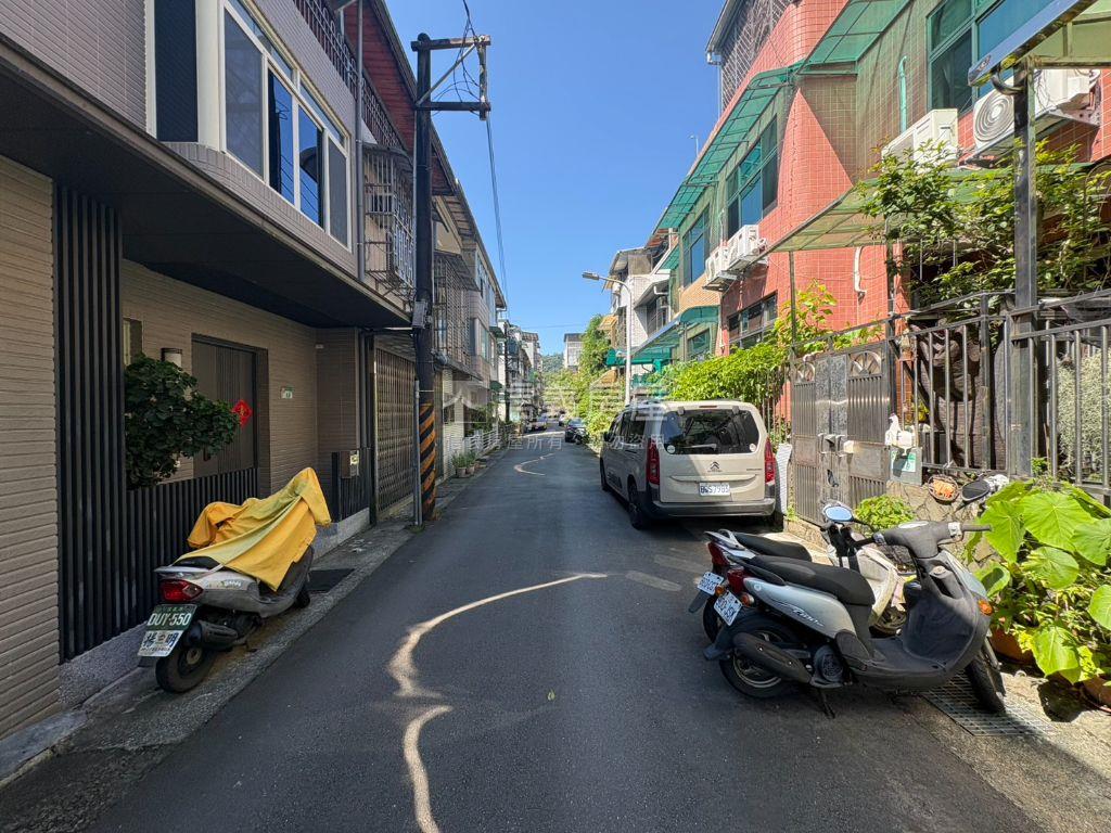南港胡適庭院旁持分土地房屋室內格局與周邊環境