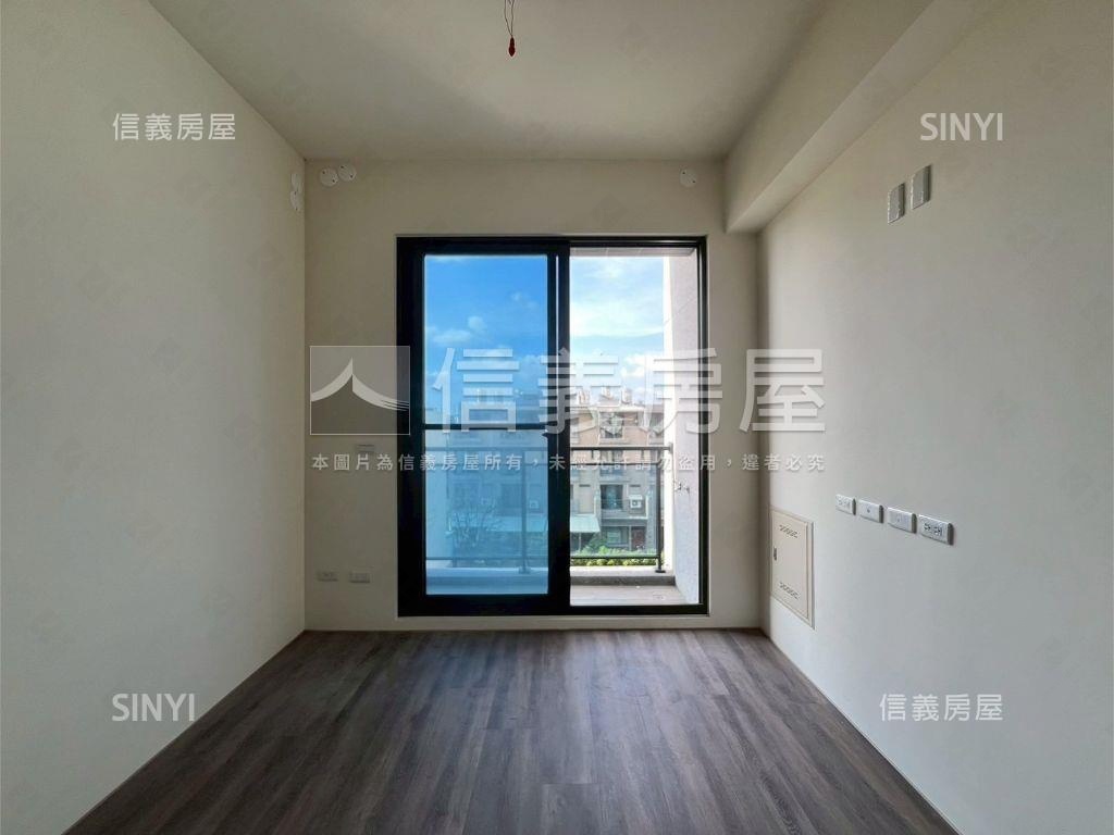 快樂家！近家樂福美三房Ｅ房屋室內格局與周邊環境