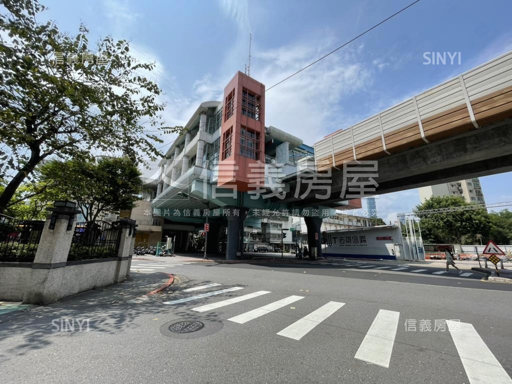 捷運大巷寬●方正明亮雅寓房屋室內格局與周邊環境