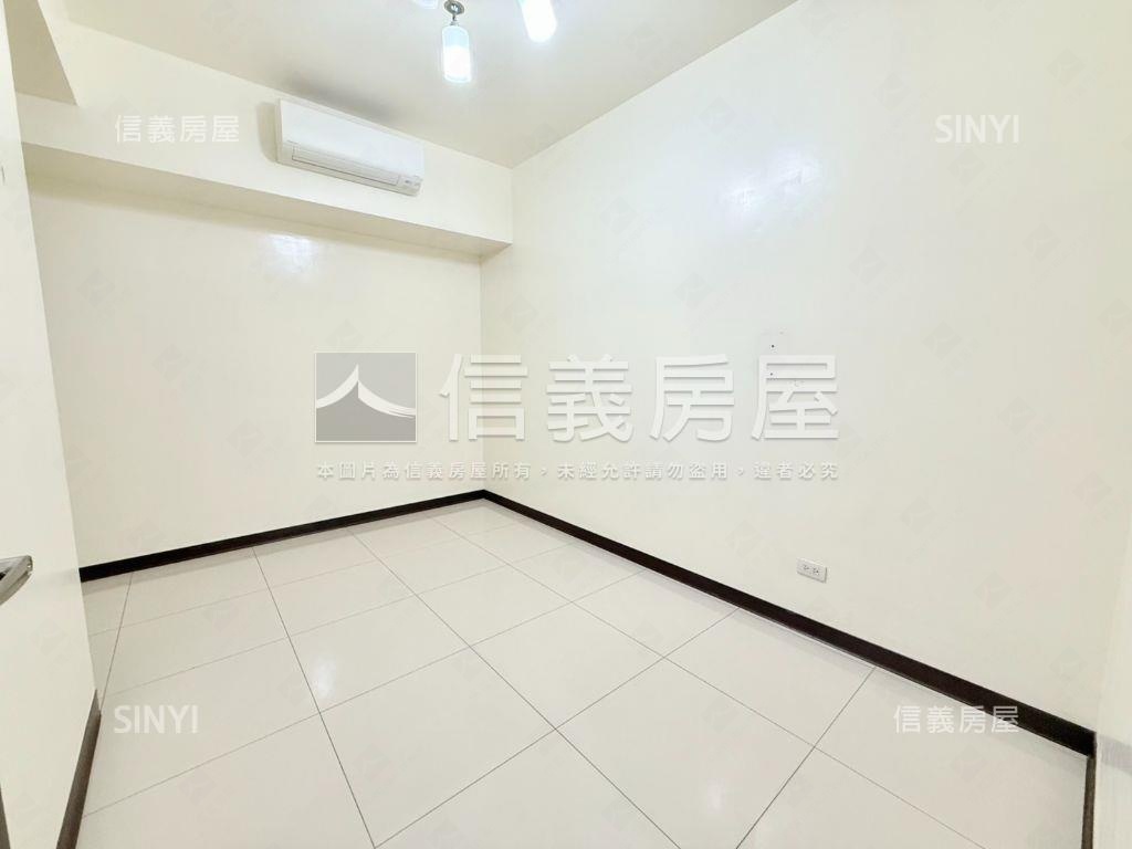 Ａ１７雲詠面中庭兩房房屋室內格局與周邊環境