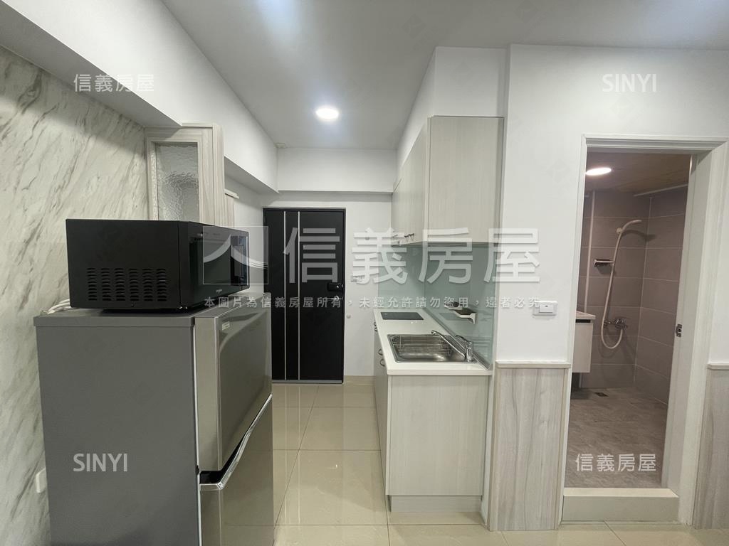 信義國小高樓精裝陽台美屋房屋室內格局與周邊環境