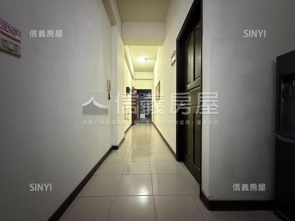 仁德輕屋齡傳統車墅房屋室內格局與周邊環境