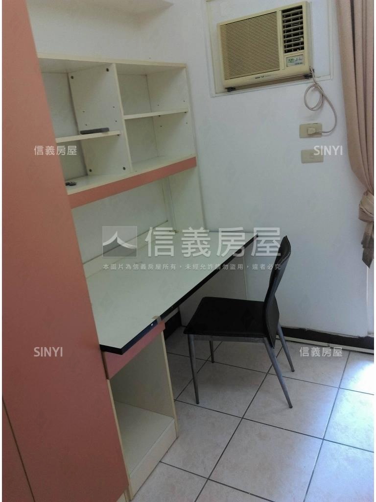 時代金鑽收租套房ＩＩ房屋室內格局與周邊環境