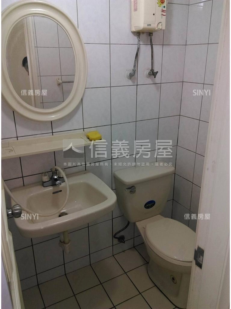 時代金鑽收租套房ＩＩ房屋室內格局與周邊環境