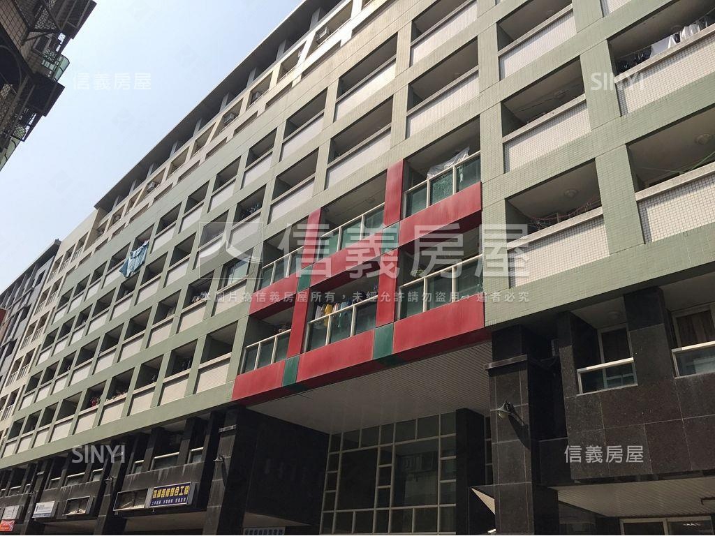 時代金鑽收租套房ＩＩ房屋室內格局與周邊環境