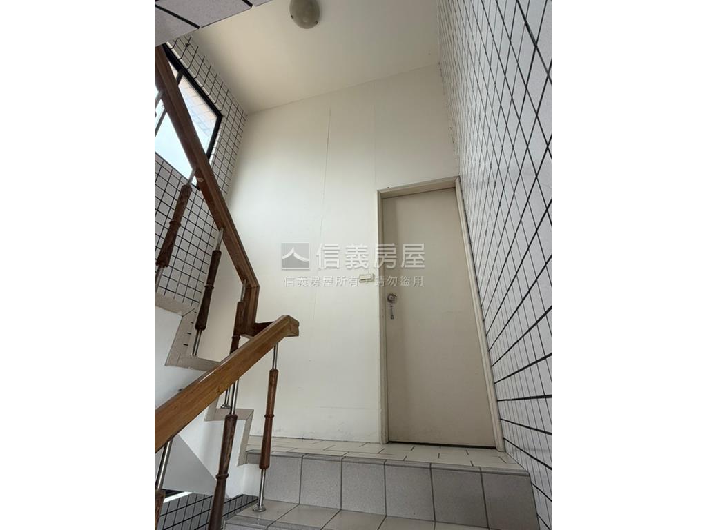 金山南路低公設可住可辦房屋室內格局與周邊環境