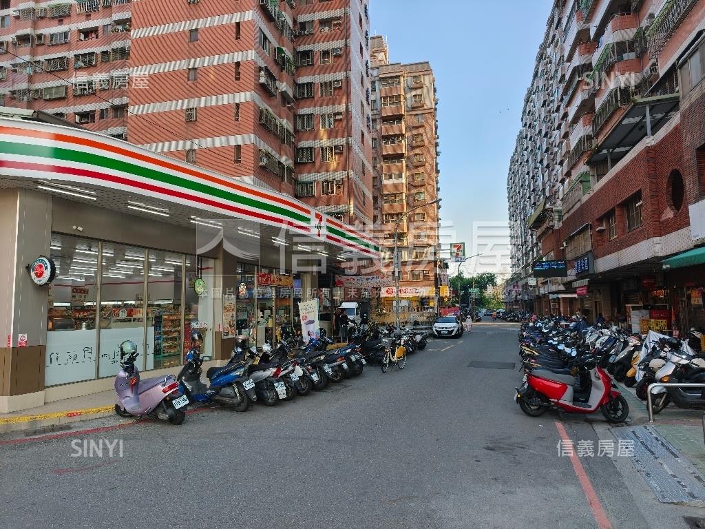 鳳陽▲面寬角窗金店面房屋室內格局與周邊環境