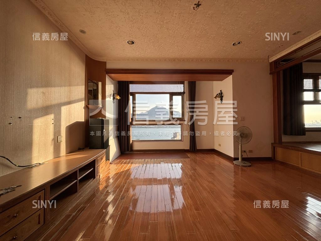 水噹噹樓中樓景觀大戶房屋室內格局與周邊環境