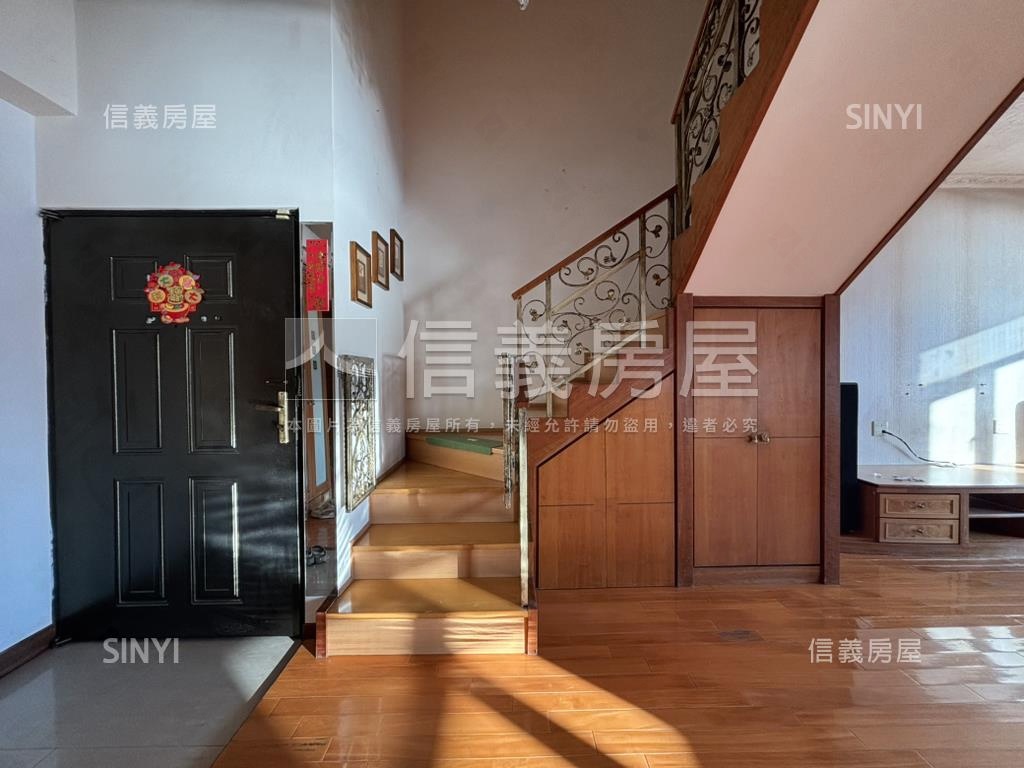 水噹噹樓中樓景觀大戶房屋室內格局與周邊環境