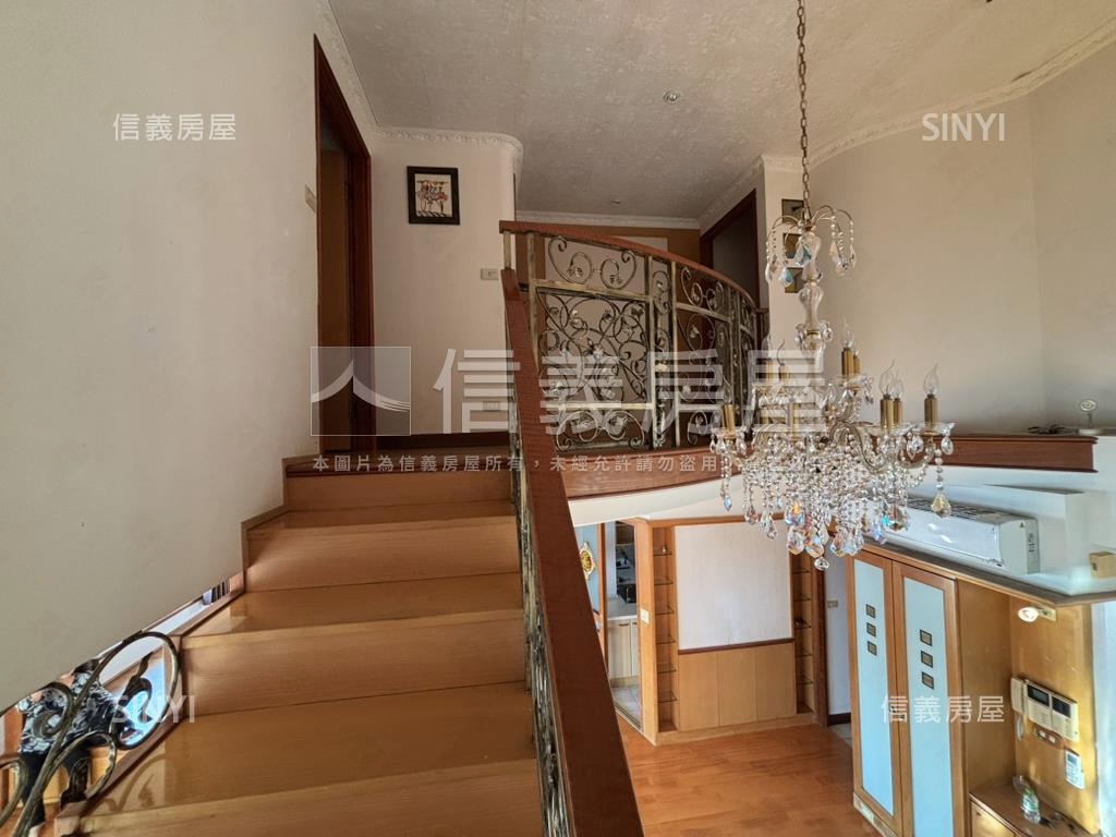 水噹噹樓中樓景觀大戶房屋室內格局與周邊環境