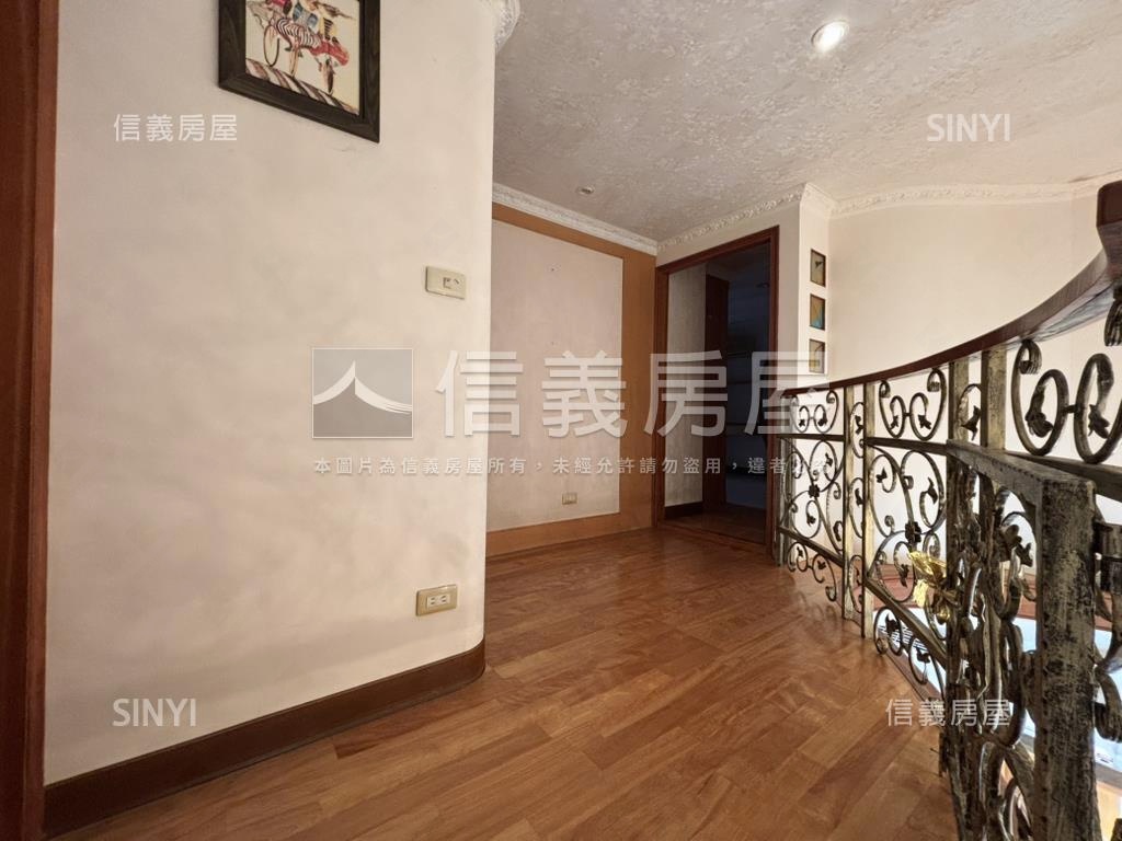 水噹噹樓中樓景觀大戶房屋室內格局與周邊環境