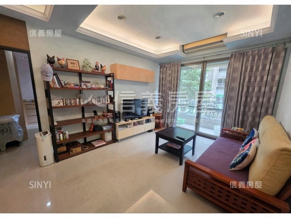 中正川普三房平面車位房屋室內格局與周邊環境