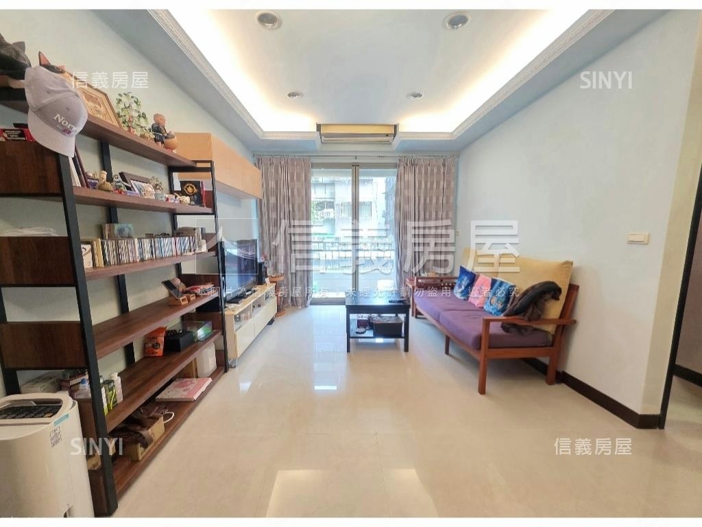 中正川普三房平面車位房屋室內格局與周邊環境