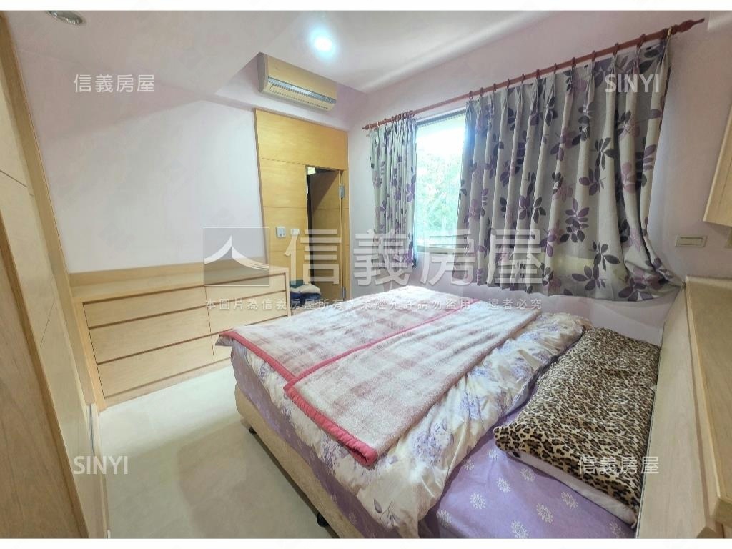 中正川普三房平面車位房屋室內格局與周邊環境