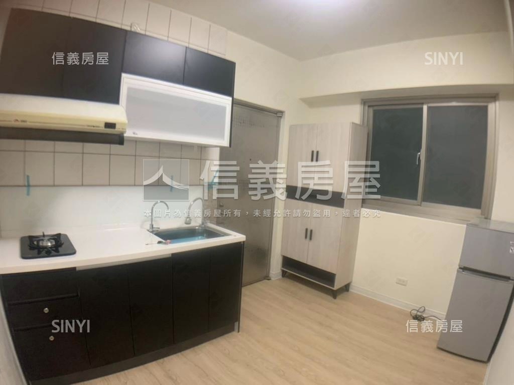 黃金集賢收租店面１＋２樓房屋室內格局與周邊環境